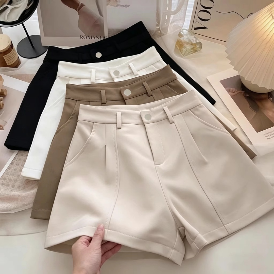 Summer Upf Clothing - 플러스 사이즈 캐주얼 여성 A라인 반바지