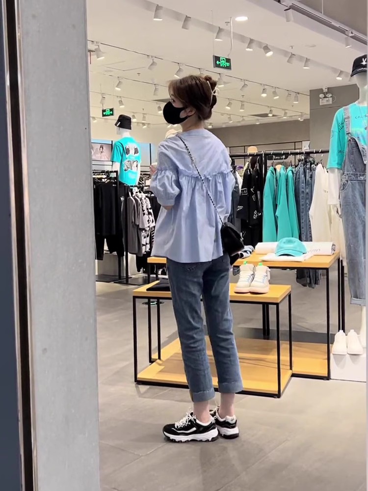 캐주얼하고 세련된 세트, 젊은 감각의 나무결 무늬 반팔 - Summer Clothing New Look 리뷰 및 가격